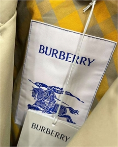 Тренч BURBERRY 129207 - фото 203108 Тренч BURBERRY 129207 - фото 203108