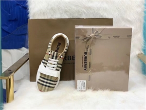 Кроссовки BURBERRY 129208 - фото 203125 Кроссовки BURBERRY 129208 - фото 203125