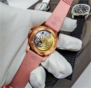Часы Patek Philippe Aquanaut 129223 - фото 203254 Часы Patek Philippe Aquanaut 129223 - фото 203254