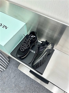 Кроссовки CHANEL 129251 - фото 203432 Кроссовки CHANEL 129251 - фото 203432