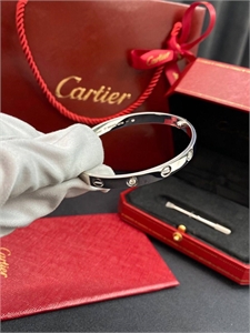 Браслет Cartier 129620 - фото 204821 Браслет Cartier 129620 - фото 204821