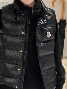 Жилет MONCLER 129903 - фото 206053 Жилет MONCLER 129903 - фото 206053