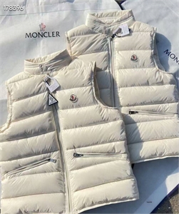 Жилет MONCLER 129904 - фото 206062 Жилет MONCLER 129904 - фото 206062
