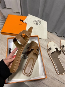 Тапочки HERMES 129966 - фото 206712 Тапочки HERMES 129966 - фото 206712