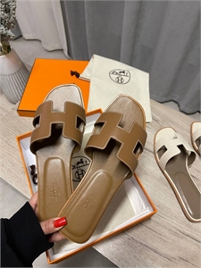 Тапочки HERMES 129966 - фото 206713 Тапочки HERMES 129966 - фото 206713