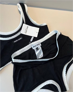 Комплект MIU MIU 123600 - фото 207172 Комплект MIU MIU 123600 - фото 207172