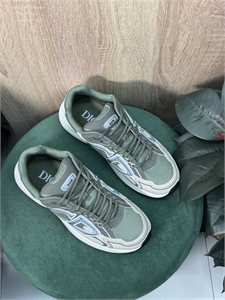 Кроссовки  DIOR 130051 - фото 207286 Кроссовки  DIOR 130051 - фото 207286