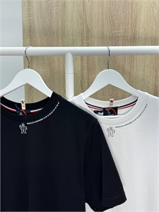 Футболка MONCLER 130163 - фото 207782 Футболка MONCLER 130163 - фото 207782