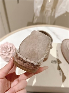 Эскадрильи BRUNELLO CUCINELLI 129692 - фото 207978 Эскадрильи BRUNELLO CUCINELLI 129692 - фото 207978