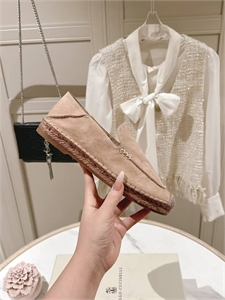 Эскадрильи BRUNELLO CUCINELLI 130178 - фото 207988 Эскадрильи BRUNELLO CUCINELLI 130178 - фото 207988