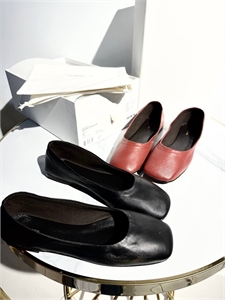 Балетки THE ROW 130320_EA2E7 - фото 208875 Балетки THE ROW 130320_EA2E7 - фото 208875