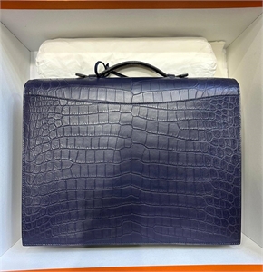 Портфель Hermes из кожи крокодила 130614 - фото 210575 Портфель Hermes из кожи крокодила 130614 - фото 210575