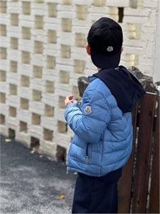 Куртка MONCLER 131000 - фото 212569 Куртка MONCLER 131000 - фото 212569