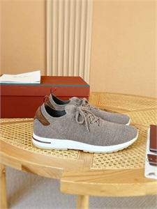 Кроссовки LORO PIANA 131549 - фото 215786 Кроссовки LORO PIANA 131549 - фото 215786