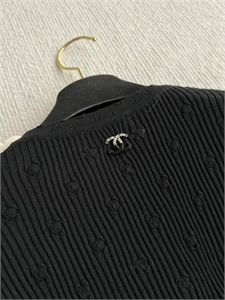 Футболка CHANEL 131753