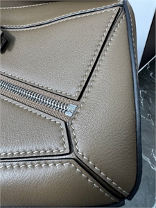 Поясная сумка LOEWE 132045 - фото 218458