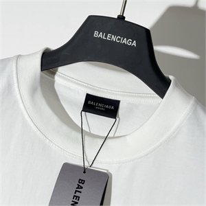 Футболка BALENCIAGA 132342 - фото 220043