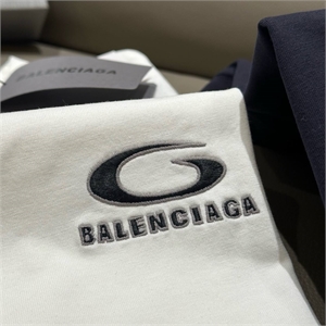 Футболка BALENCIAGA 132342 - фото 220044