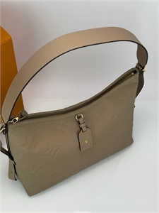 Сумка LOUIS VUITTON 132426