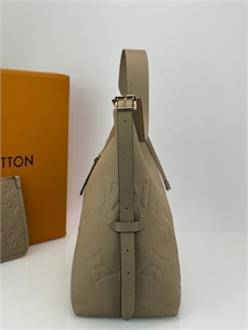 Сумка LOUIS VUITTON 132426