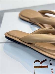 Тапочки THE ROW 132474 - фото 222165 Тапочки THE ROW 132474 - фото 222165