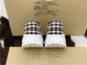Кроссовки BURBERRY 132897 - фото 223458 Кроссовки BURBERRY 132897 - фото 223458