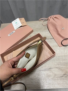 Клатч MIUMIU 133251