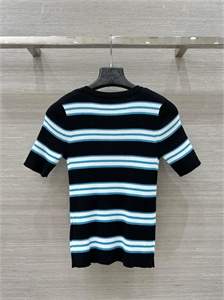 Кофта  CHANEL 133340