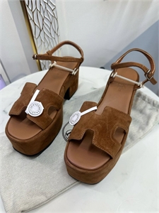 Босоножки HERMES 133450 - фото 226586 Босоножки HERMES 133450 - фото 226586