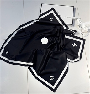 Платок CHANEL 133743