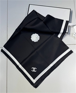 Платок CHANEL 133743