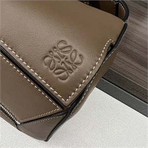 Нагрудная сумка Loewe 133840 - фото 228719 Нагрудная сумка Loewe 133840 - фото 228719