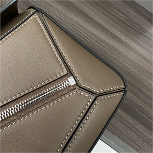 Нагрудная сумка Loewe 133840 - фото 228722 Нагрудная сумка Loewe 133840 - фото 228722