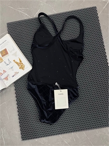 Купальник CHANEL 134567