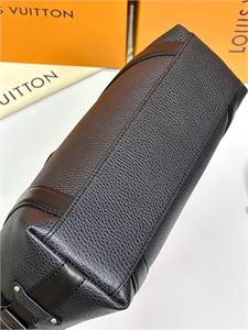 Сумка LOUIS VUITTON 134676