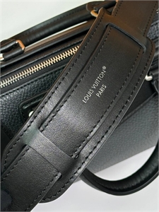 Сумка LOUIS VUITTON 134676