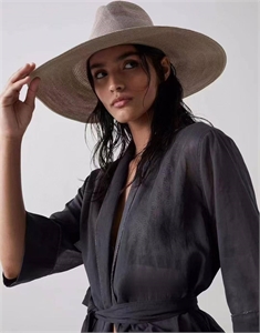 Костюм BRUNELLO CUCINELLI 134906