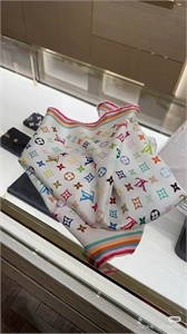 Платок LOUIS VUITTON 134919