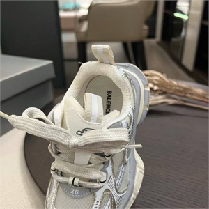 Кроссовки Balenciaga 135063 - фото 236377 Кроссовки Balenciaga 135063 - фото 236377