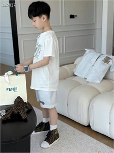 Футболка FENDI 135077 - фото 236513 Футболка FENDI 135077 - фото 236513