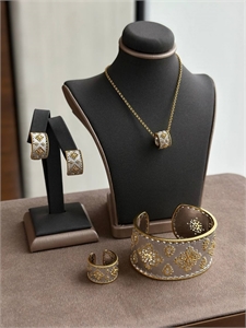 Кулон Buccellati Серебро 925 п 135969 - фото 241303 Кулон Buccellati Серебро 925 п 135969 - фото 241303
