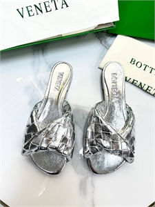 Тапочки BOTTEGA VENETA 136058 - фото 241934