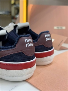 Кроссовки MIU MIU 136068 - фото 241983 Кроссовки MIU MIU 136068 - фото 241983