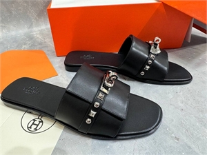 Шлепанцы HERMES 136073 - фото 242025 Шлепанцы HERMES 136073 - фото 242025