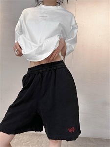 Шорты BALENCIAGA 136210 - фото 242855 Шорты BALENCIAGA 136210 - фото 242855