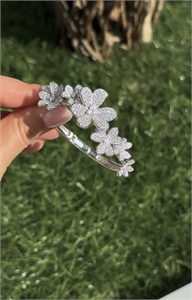 Браслет Van Cleef Серебро 925 п 136548 - фото 244015 Браслет Van Cleef Серебро 925 п 136548 - фото 244015