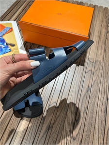 Шлёпанцы HERMES 136757 - фото 245138 Шлёпанцы HERMES 136757 - фото 245138