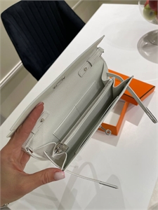 Сумка HERMES Kelly Classic 136781