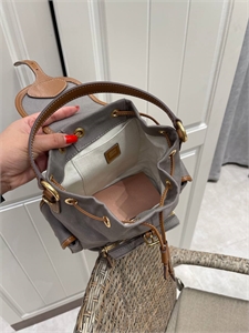 Рюкзак Miu miu 136791 - фото 245408