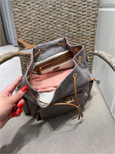 Рюкзак Miu miu 136792 - фото 245414